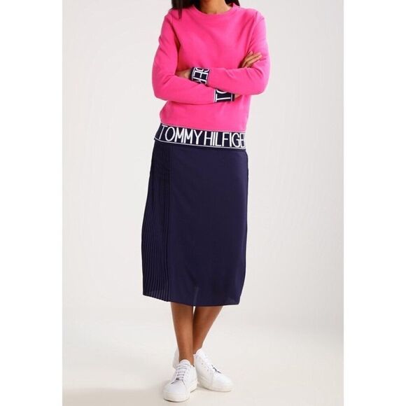 Tommy Hilfiger Pink Logo Cre Neck Sweatshirt Size Large - Picture 15 of 16